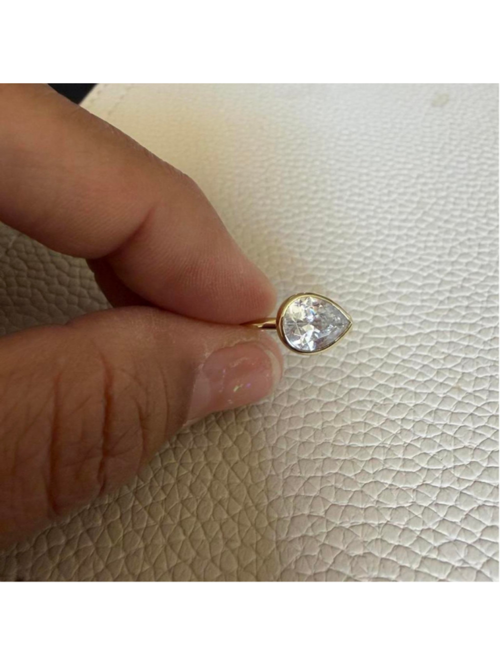 Size 8 #eastwest pear-shaped faux diamond ring #diamond #pear